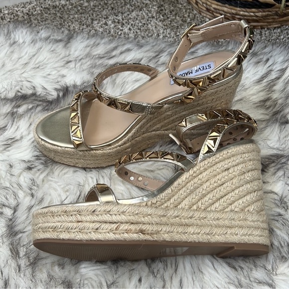 Steve Madden Women's Session Wedge Sandal, Tan - Picture 6 of 14